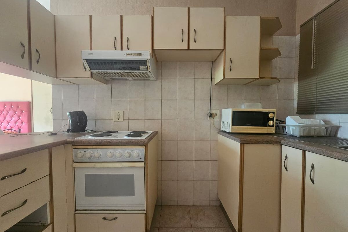 1-Bedroom Duplex Offering A Comfortable Living - Photo 2