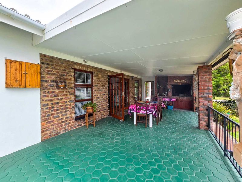 Family home with flatlet for sale in Stilbaai-Wes. - Photo 5