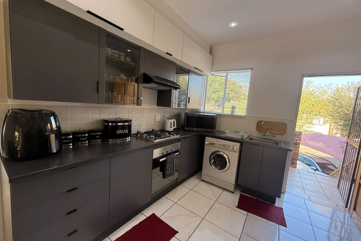 FOR SALE – JUST MOVE IN! - Photo 5