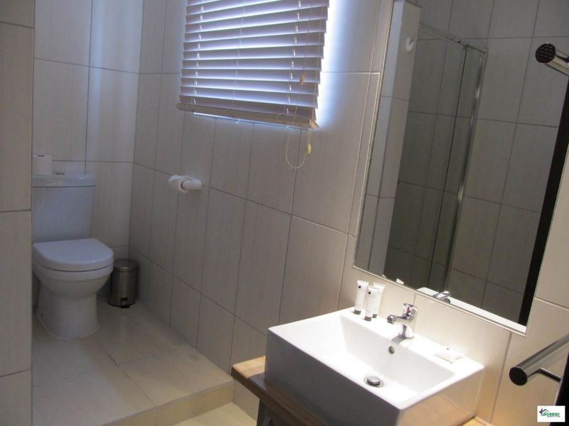 28 bedrooms Hotel central situated in Swakopmund Central - Photo 5