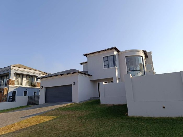 Property #2391648, House For Sale in Blue Valley Golf Estate