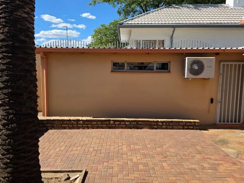 Offices in Windhoek West for Sale - Photo 5