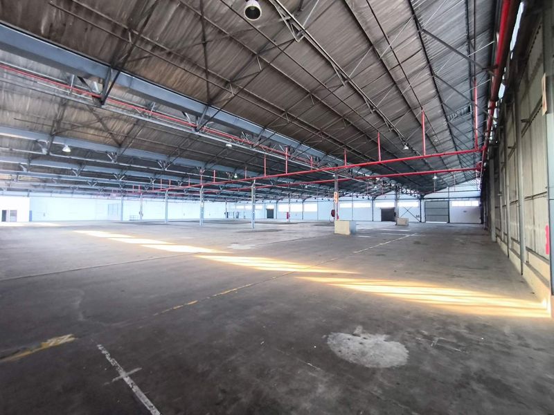 4,280m2 Warehouse To Let in Benoni Ext 12 - Photo 9