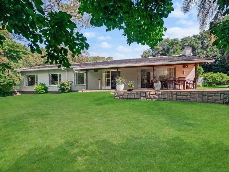 4 BEDROOM HOUSE FOR SALE IN BRYANSTON - Photo 2