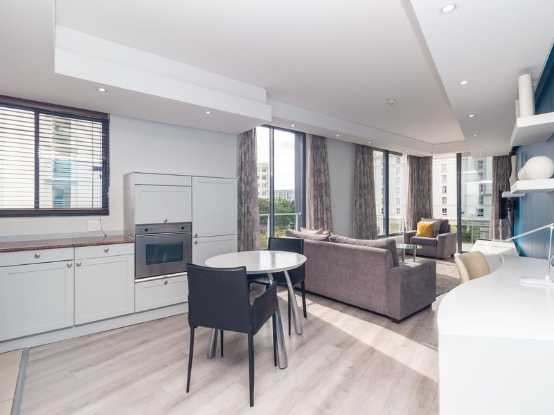 1 BEDROOM APARTMENT IN A MODERN HOTEL RENTAL POOL - Photo 3