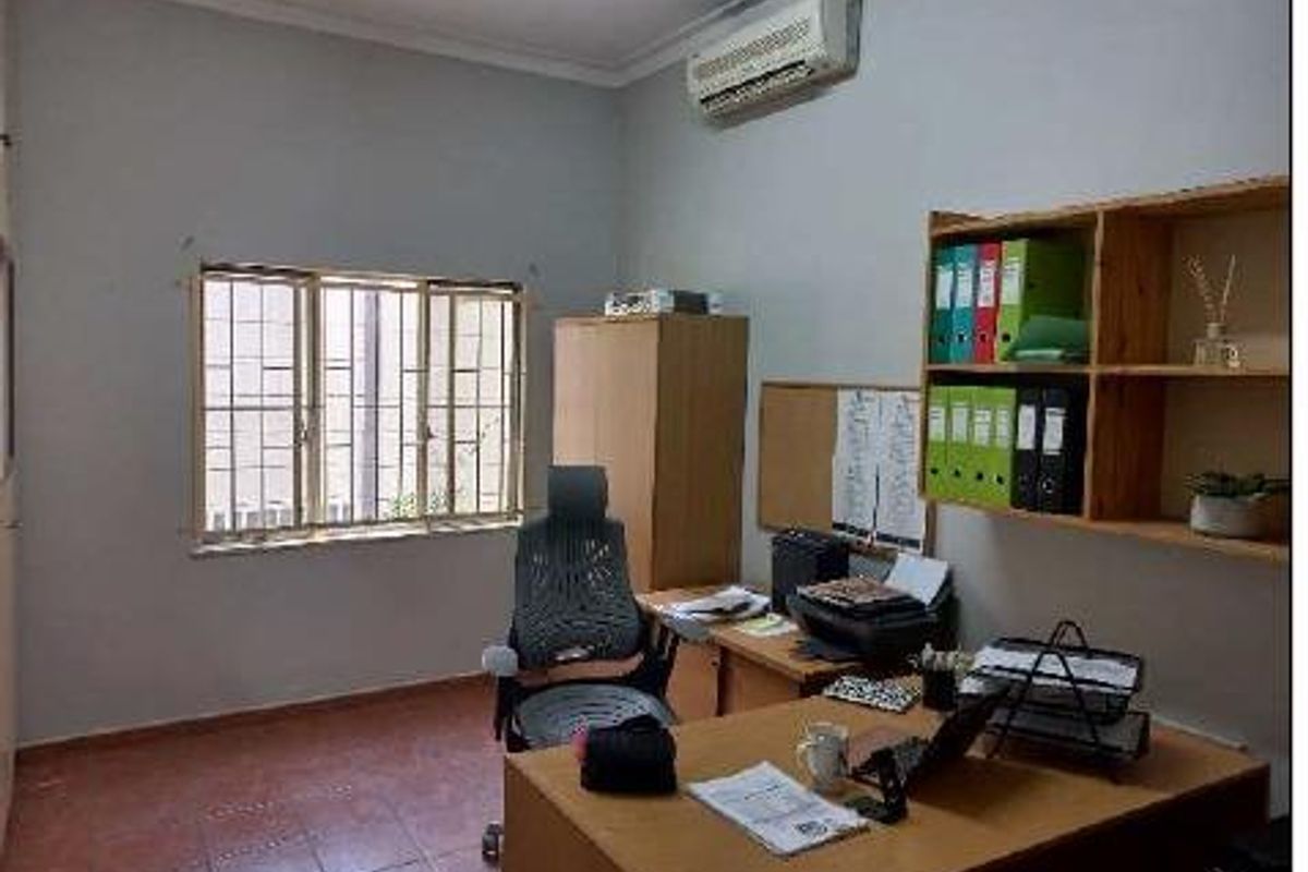Commercial Property for Sale – Prime Business‐Zoned Erf in the Heart of Windhoek - Photo 5