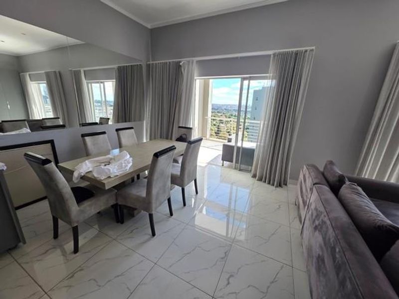 3 Bed Fully Furnished Apartment for Rent in Sandhurst - Photo 4
