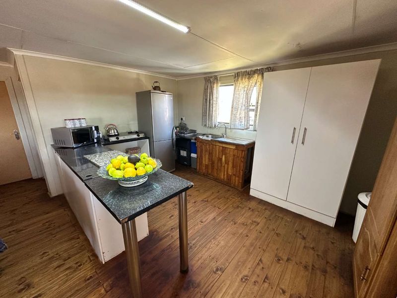 3 BEDROOM HOUSE ON  2HA PLOT FOR SALE - Photo 10