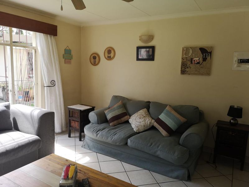 Garden cottage for rent - Photo 2