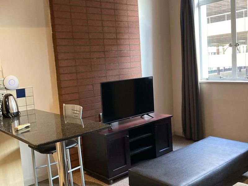 1 BEDROOM APARTMENT FOR SALE IN MASHALLTOWN - Photo 3