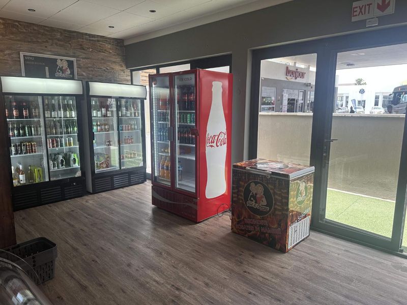Commercial Building FOR SALE or TO LET Centre of Swakopmund - Photo 8
