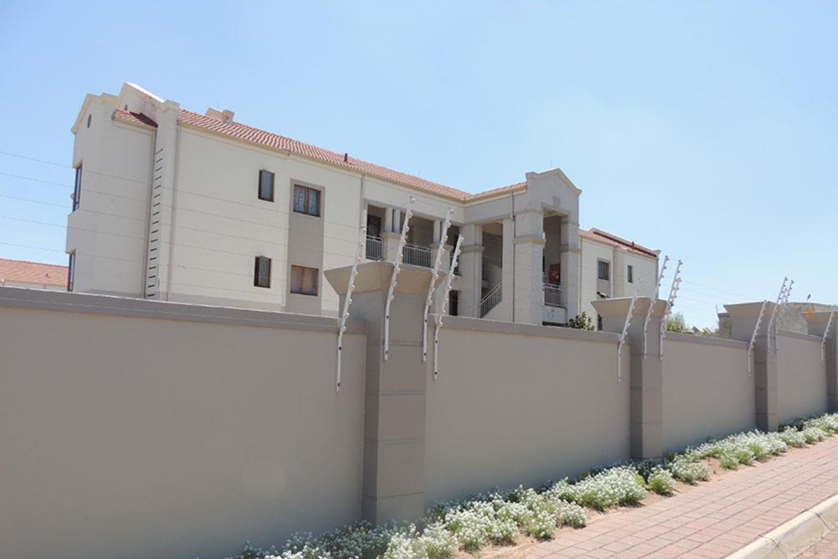 1 Bedroom Apartment for Sale in Erand Garden Noordwyk - Photo 2