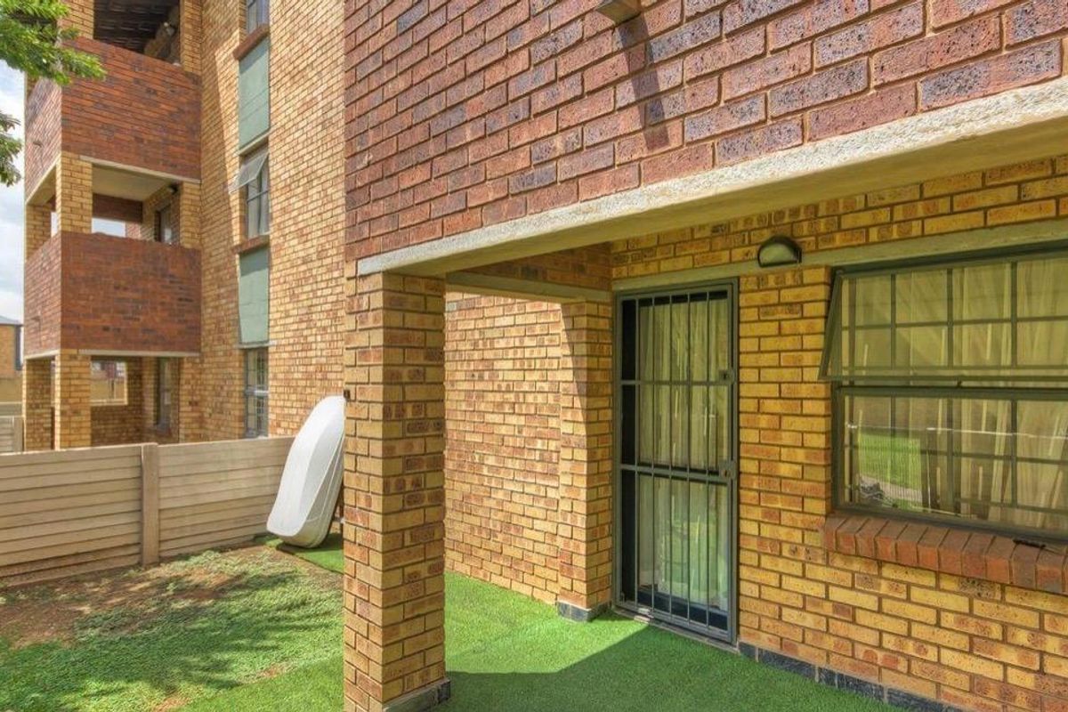 Ground floor 2 Bedroom - Photo 5