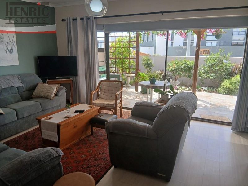 Beautiful Townhouse Kramersdorf – Swakopmund – Sought after complex - Photo 6