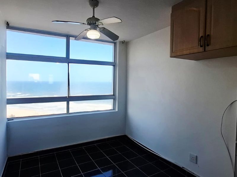 **Exquisite Sectional Title Apartment in Prime North Beach Location** - Photo 4