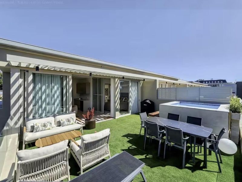 Luxury Green Point Penthouse - Photo 2