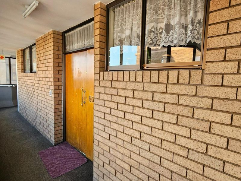 Prestige Park Retirement Centre – Comfortable Living with Breathtaking Views - Photo 5