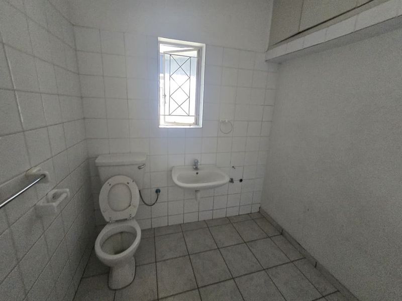 Prime Office Property for Sale - Windhoek Central - Photo 7