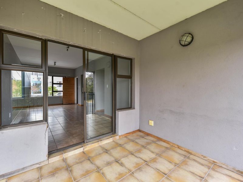 Exclusive Opportunity: Two-Bedroom Apartment IN HONEYDEW - Photo 8