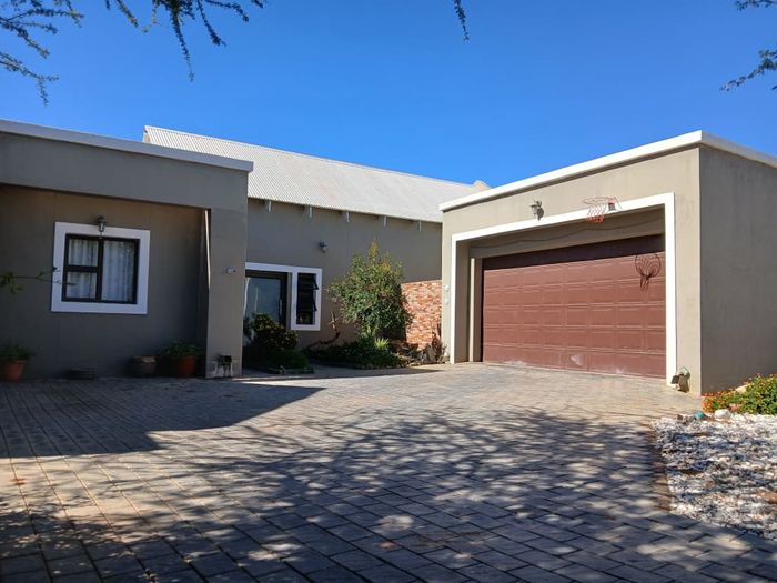 Property #2495040, House For Sale in Omeya Golf Estate