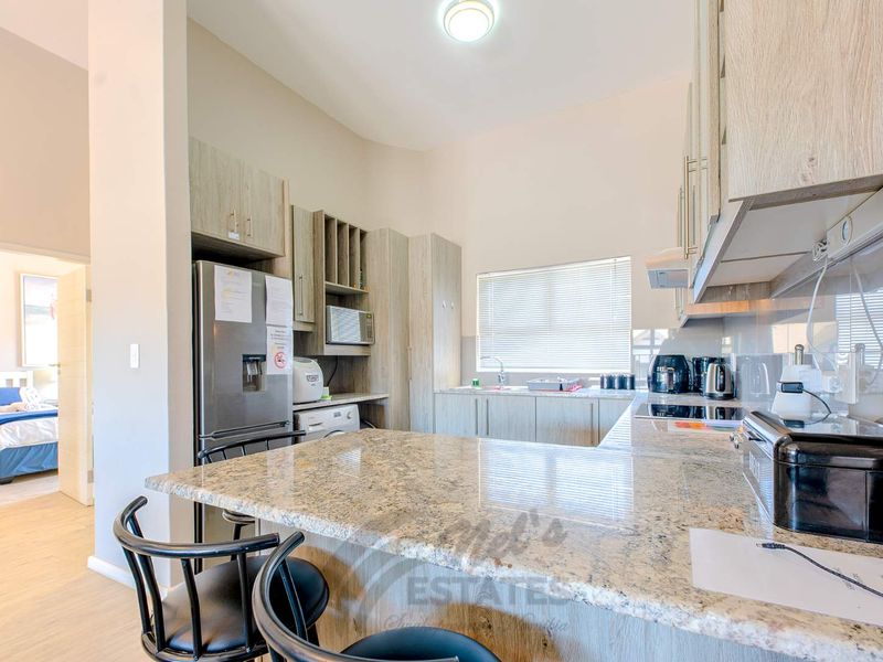 Furnsihed Townhouse to Rent in Central Swakopmund - Photo 7