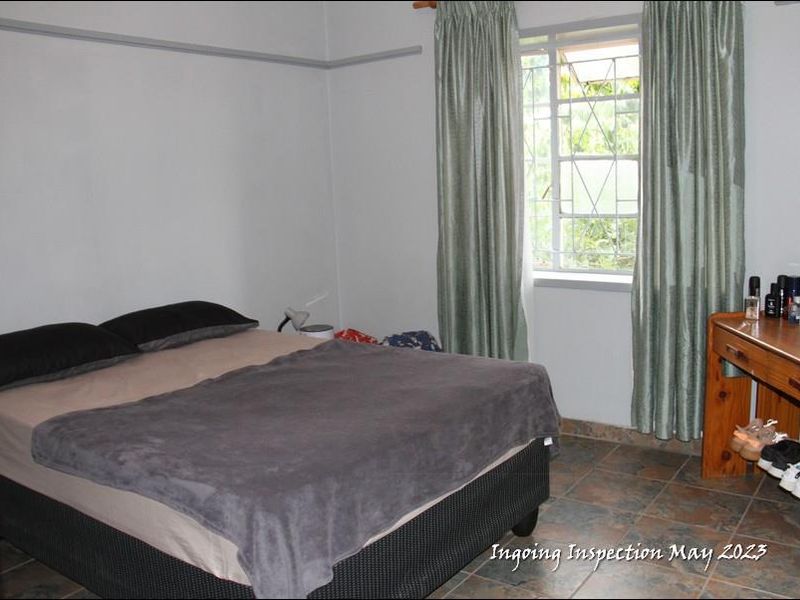 Urgent Sale - 3 Bedroom House in Windhoek North! - Photo 8