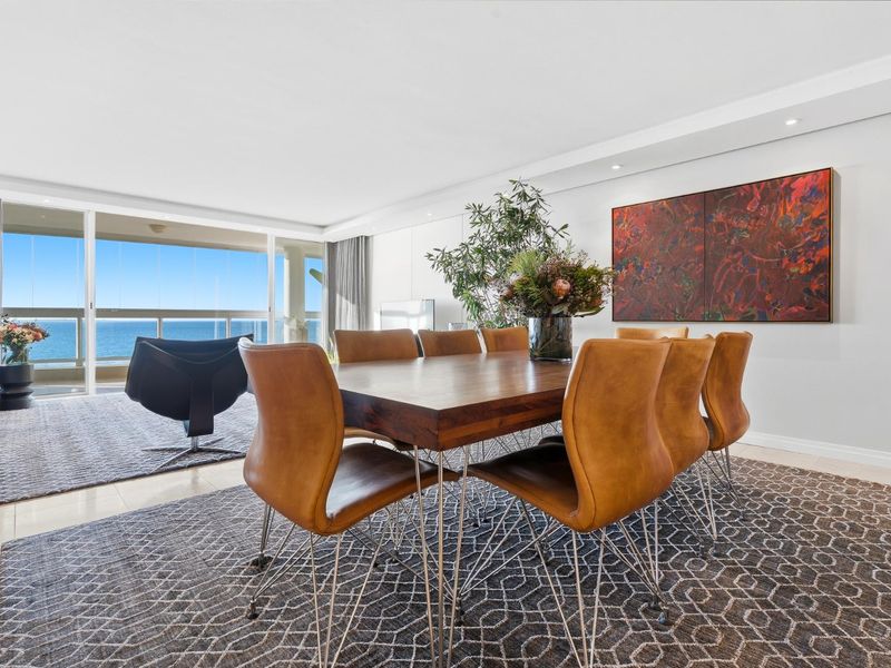 Expansive Front-Row Apartment | 200 sqm of Uninterrupted Ocean Views - Photo 9