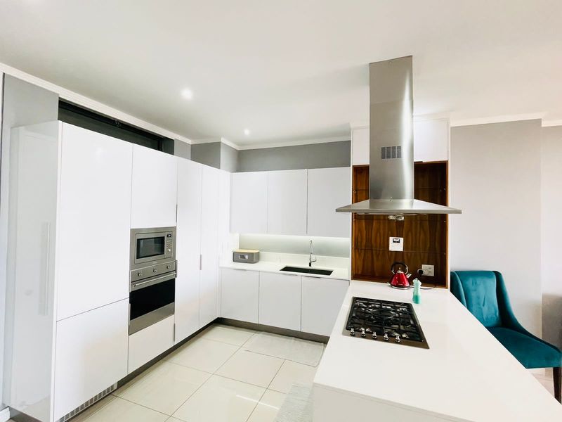 2 Bed Furnished Apartment in Morningside for Rent - Photo 4
