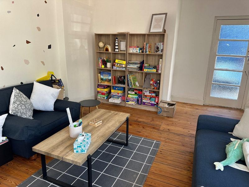 House + Flat - Photo 10