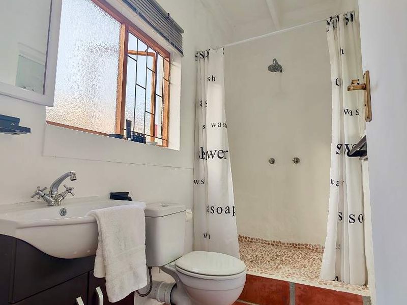 Unfurnished Garden Cottage in Pringle Bay - Photo 4