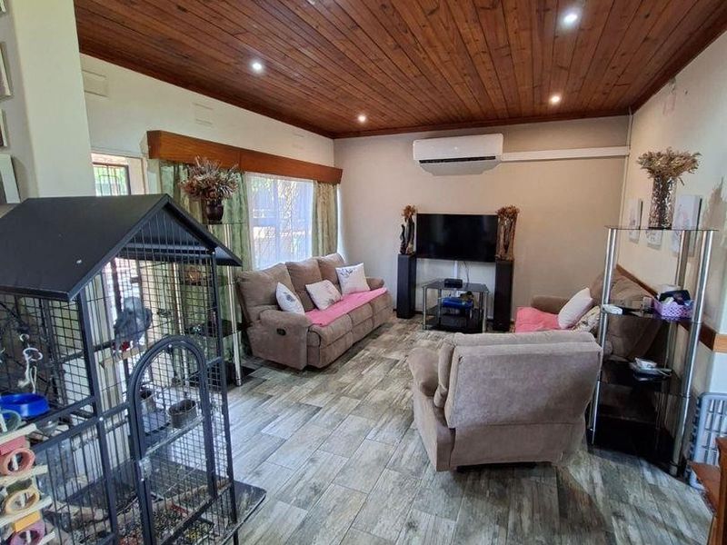4 Bedroom House for Sale in Drakensview, Estcourt. - Photo 4