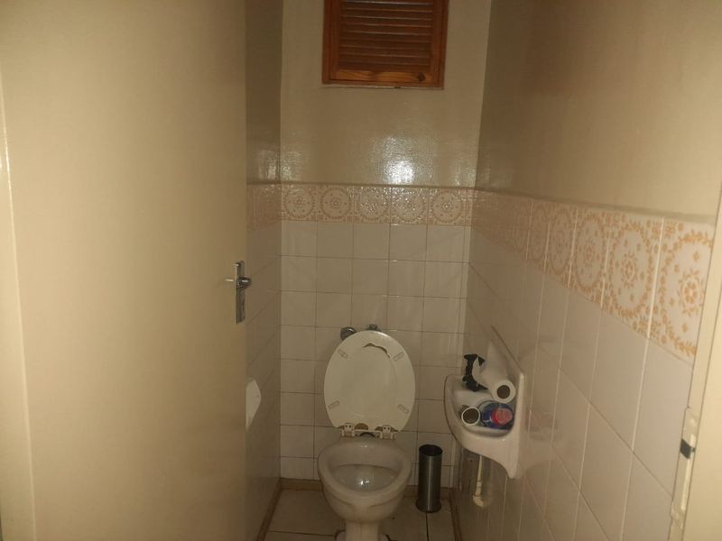 2  Bedroom Apartment for sale in Xanadu - Photo 6