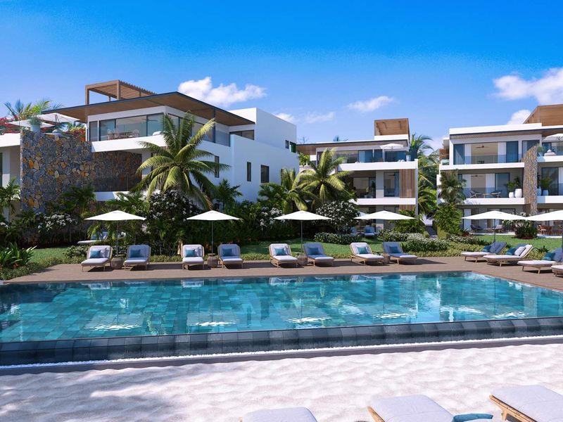 Grand-Bay's Most Coveted Beachfront Address - Photo 2