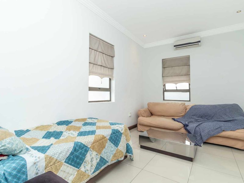 Spacious Double Story Cluster in a Lifestyle Estate - Photo 8