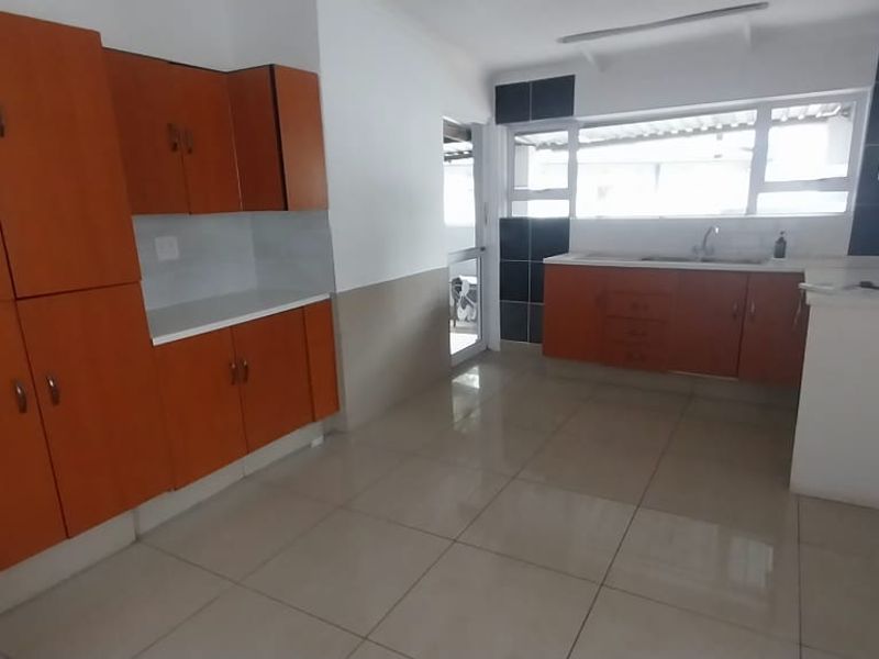 Discover Comfort & Eco-Luxury in This 3-Bedroom Gem - Photo 3