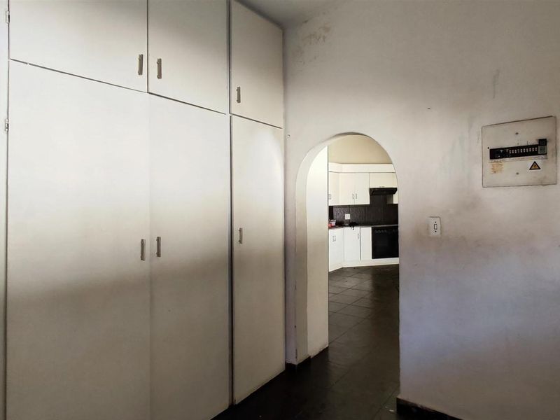 House For Sale in Alberton - Photo 6