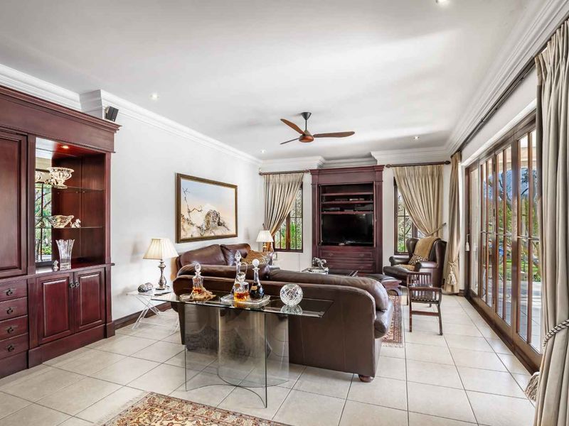 IMPRESSIVE, OPULENT LIFESTYLE ON THE RIVER - Photo 10