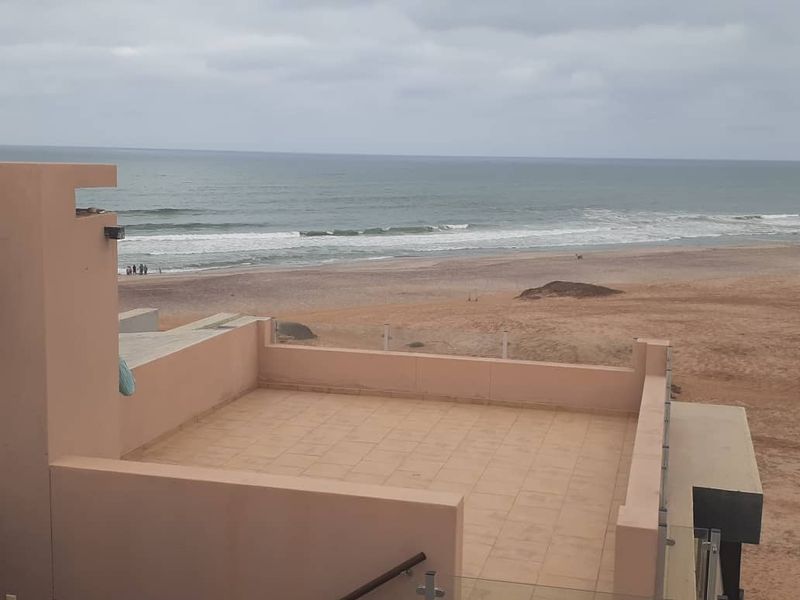 Gorgeous Seafront House for Sale in Henties Bay - South Dune – Namibia - Photo 10