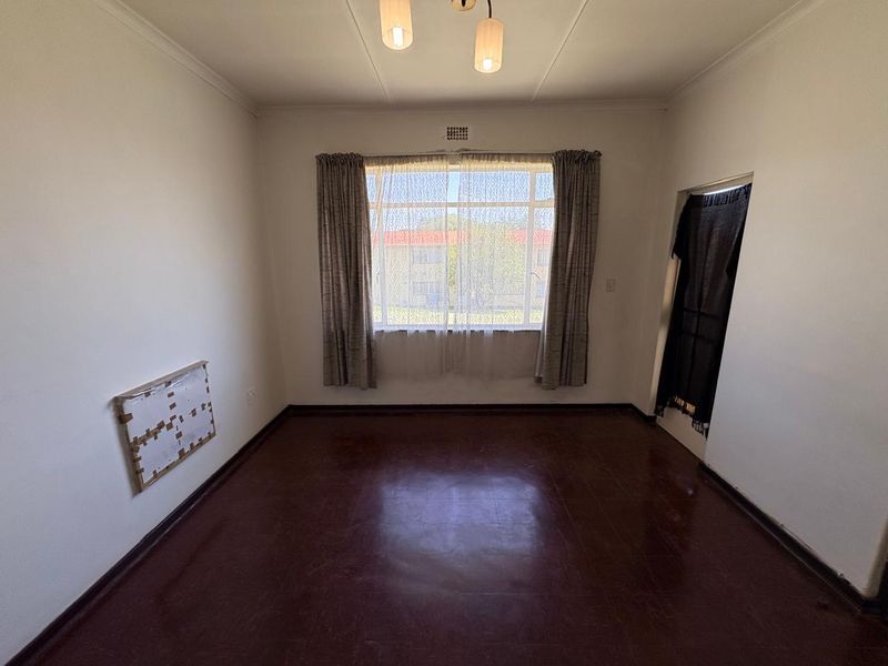 Neat and Practical First‐Floor Apartment in Bellavista - Photo 3