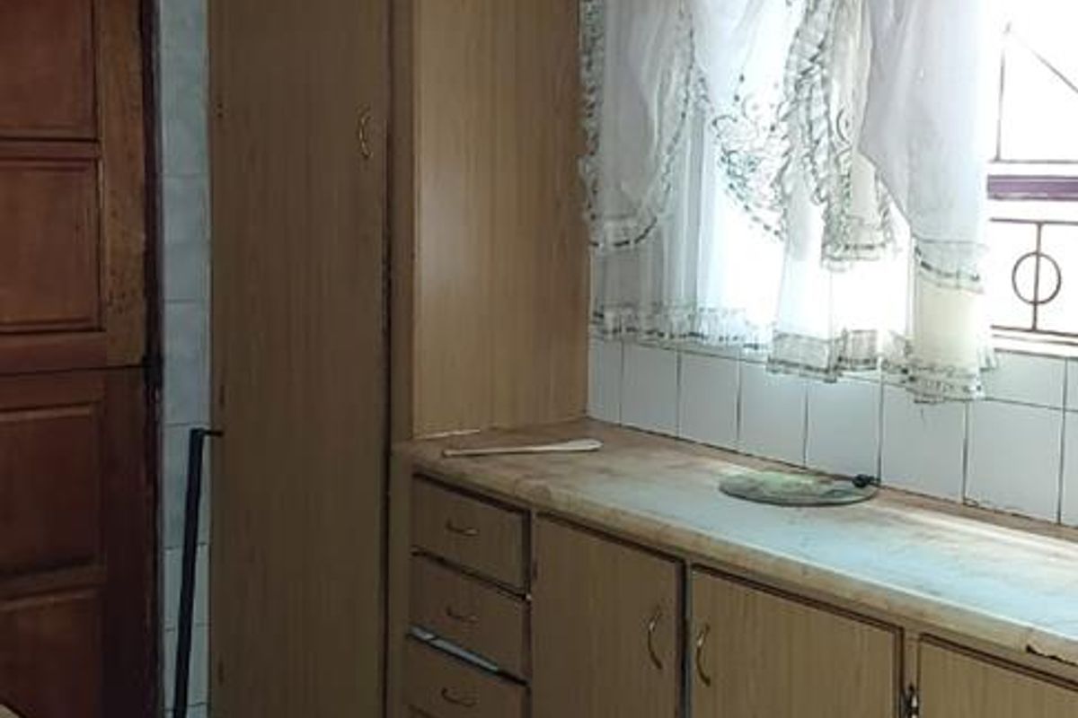 3 bedrooms house for sale in Soshanguve East - Photo 5