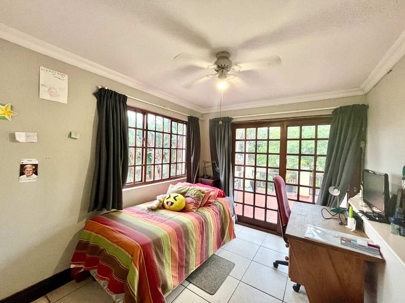 Hendra - Spacious 2 Bed cottage Cottage with Solar !! - Photo 10