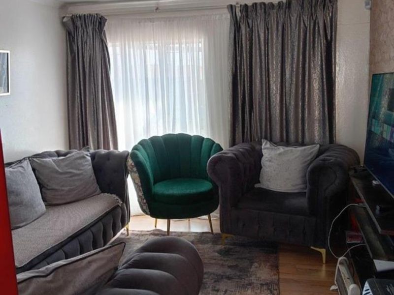 3 Bedroom House For Sale in Vanderbijlpark CE 7 - Photo 4