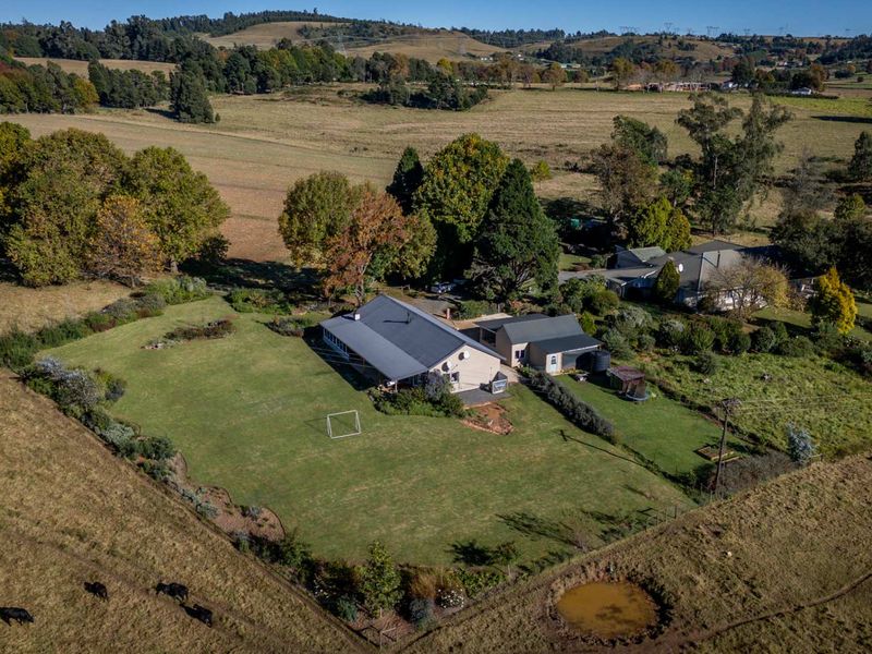 Smallholding with Two Homes in Curry’s Post, Howick. - Photo 4