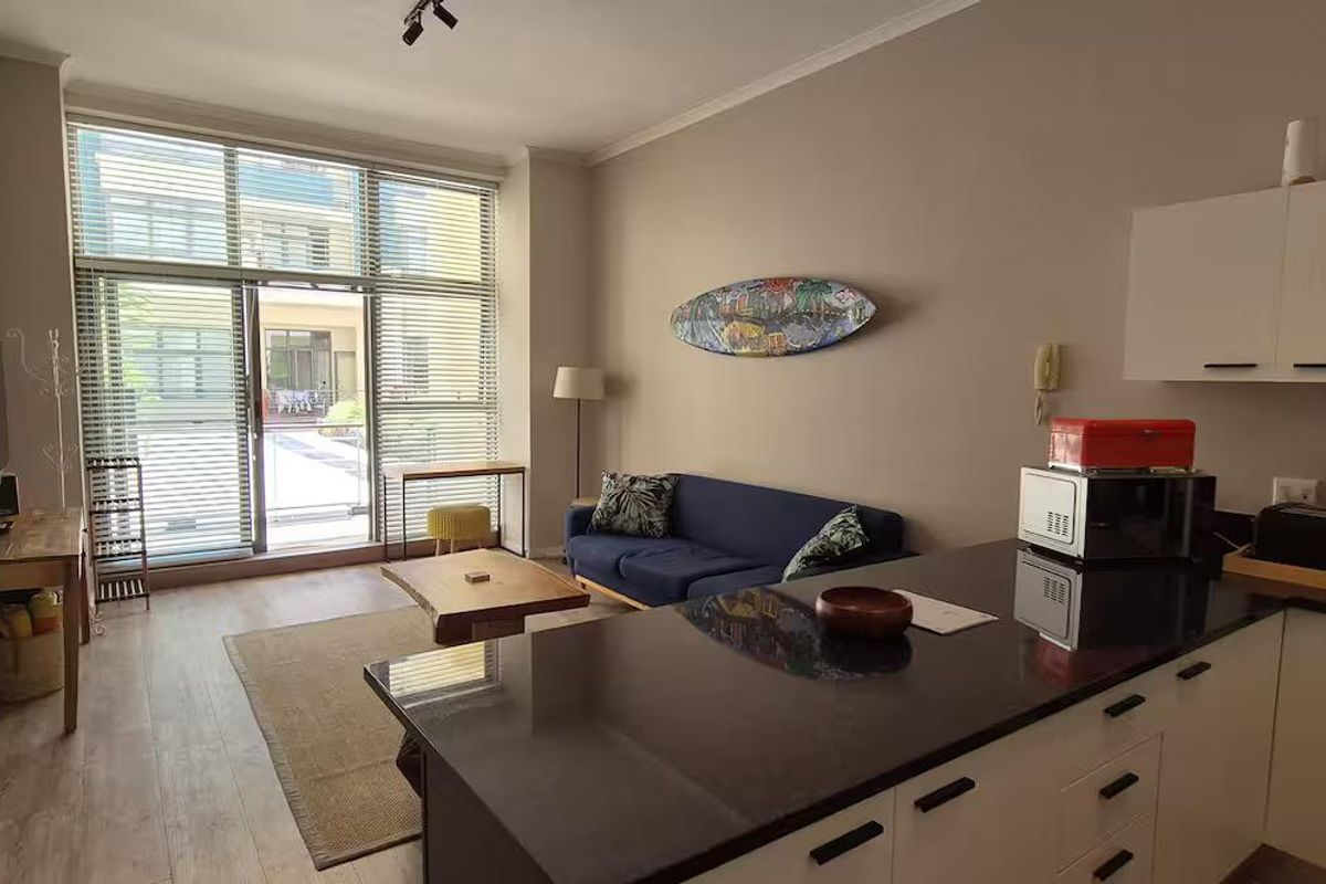 Easy Beachfront Living in Muizenberg - Photo 3