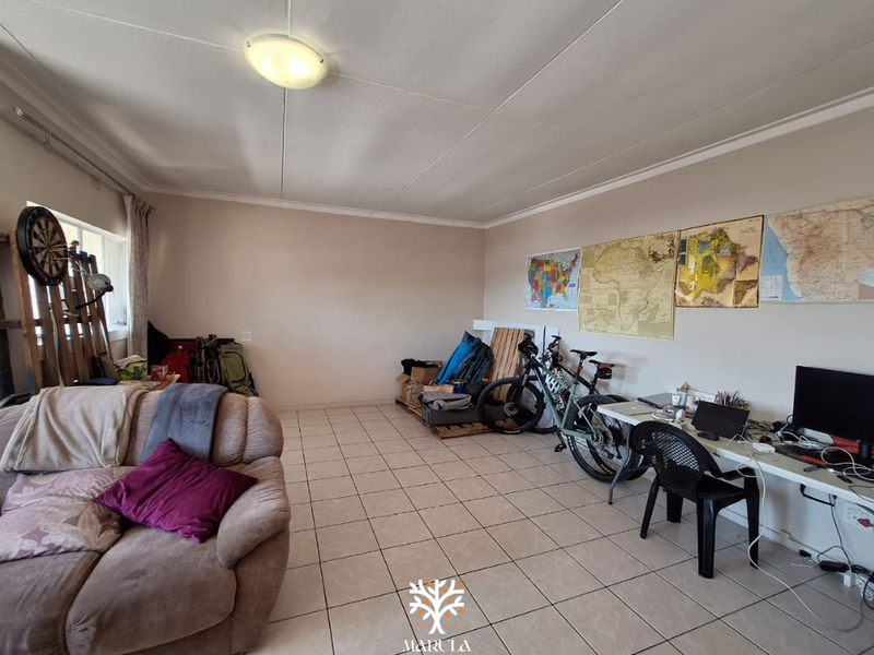 2-BEDROOM APARTMENT | KLEIN WINDHOEK, WINDHOEK - Photo 4