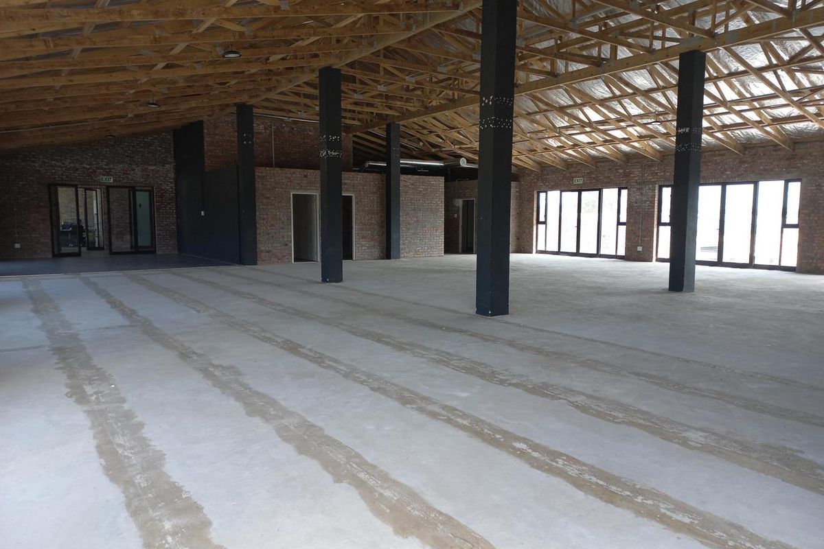First floor premises, available immediately! - Photo 2