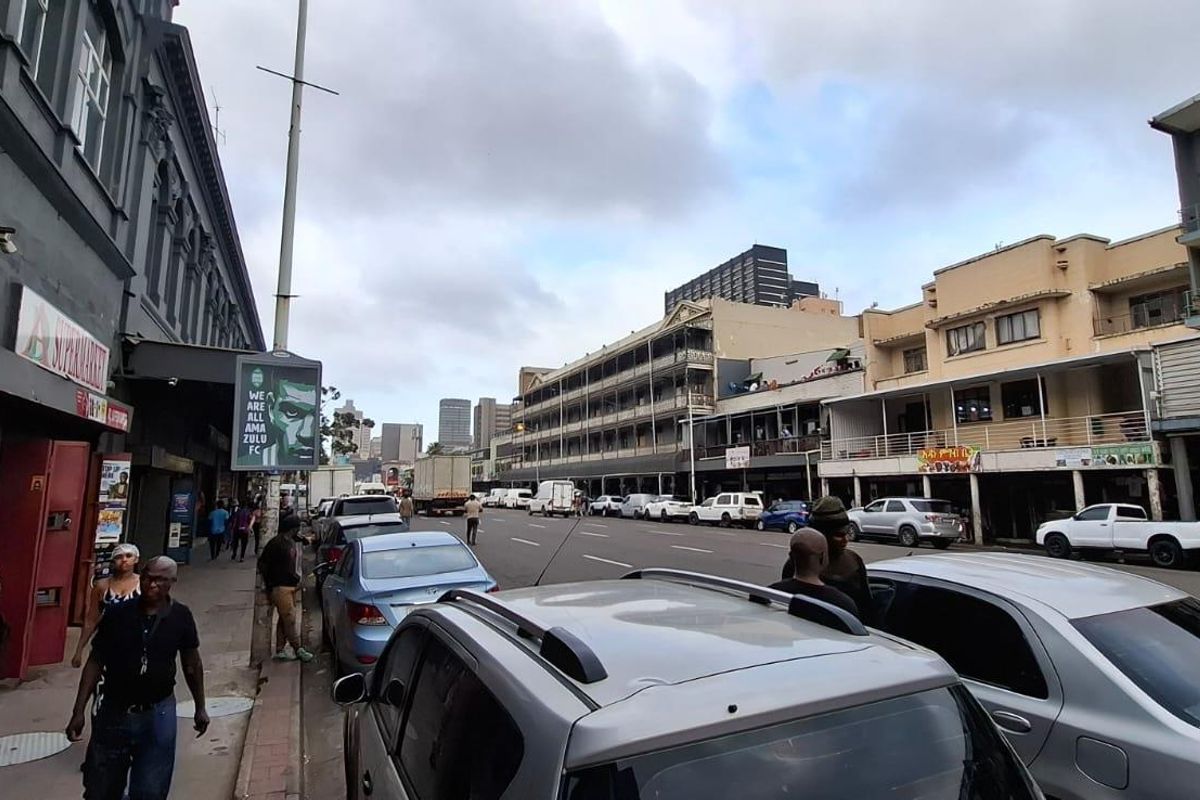 **Unlock Your Business Potential in a Prime Retail Space** - Photo 3