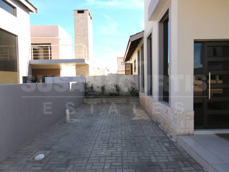 Family House Longbeach - Photo 6