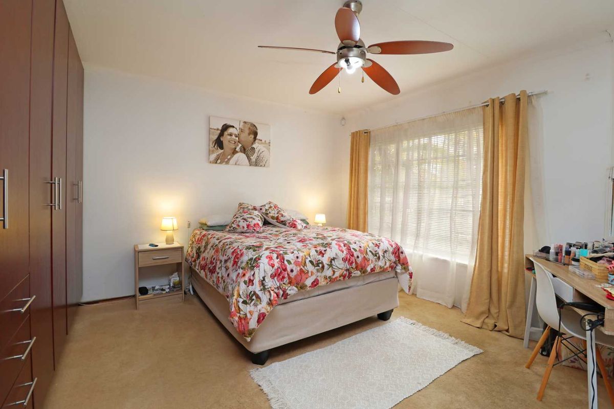 Versatile low Maintenance Family Home - Photo 2