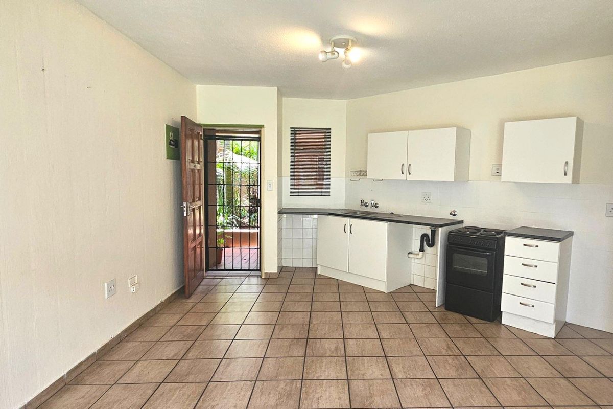 Exquisite Charm for First-Time Buyers & Investors - Photo 5